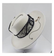 Domina Fedora